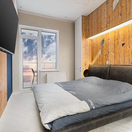 New Romantic Sea-View Studio By Odessa Beach Bagian luar foto