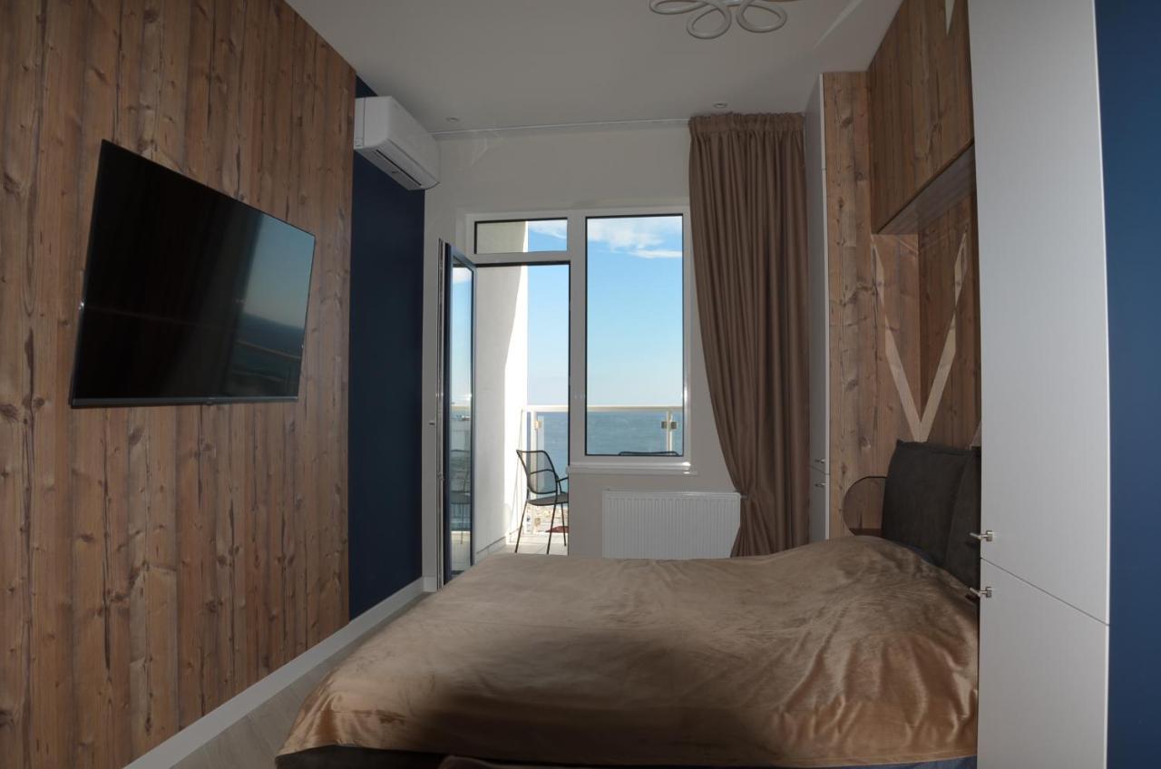New Romantic Sea-View Studio By Odessa Beach Bagian luar foto